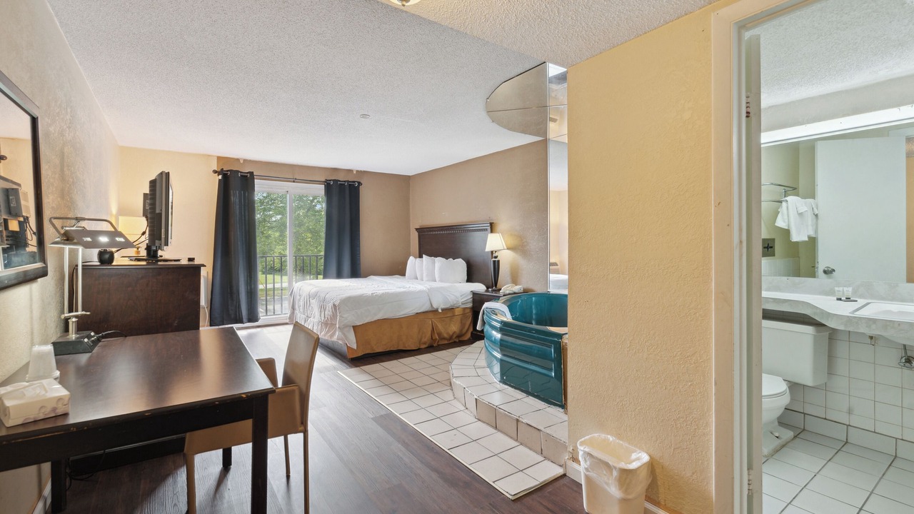 Photo of Bedroom in Toledo