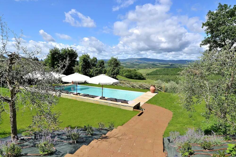 Photo of Patio Balcony in Barberino Val d'Elsa