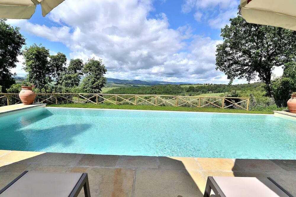 Photo of Patio Balcony in Barberino Val d'Elsa