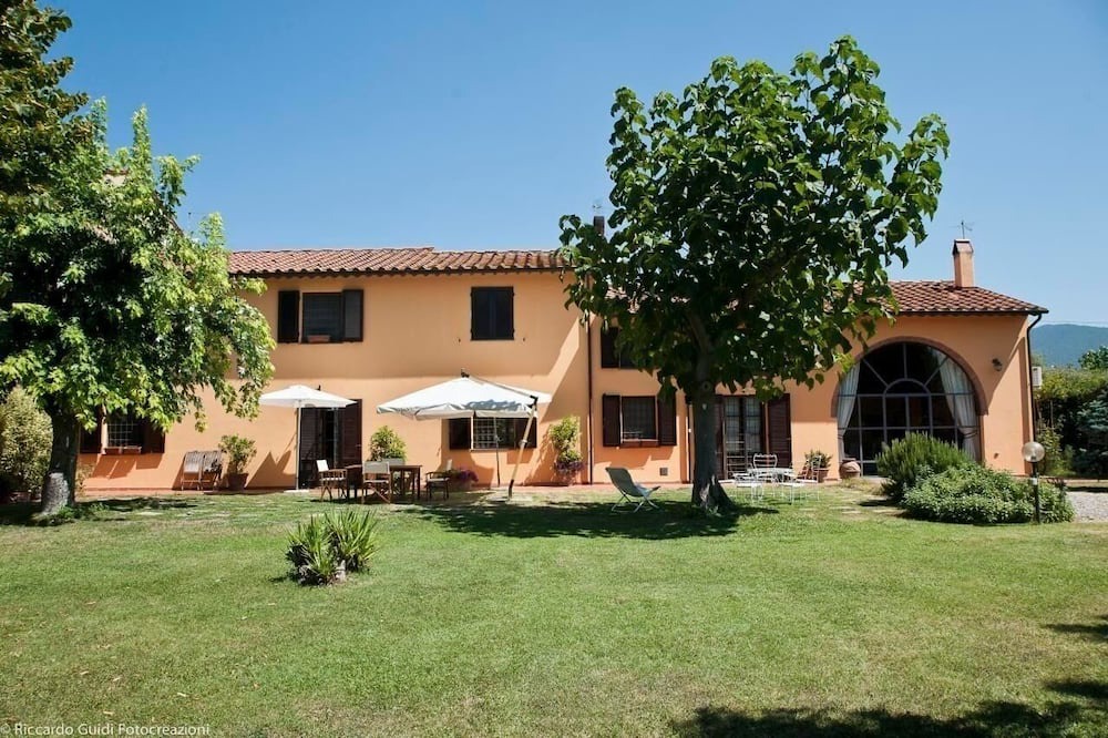 Photo of Outdoor in Cascina