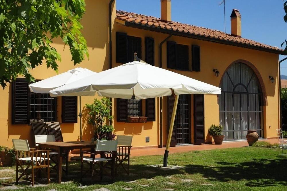Photo of Outdoor in Cascina