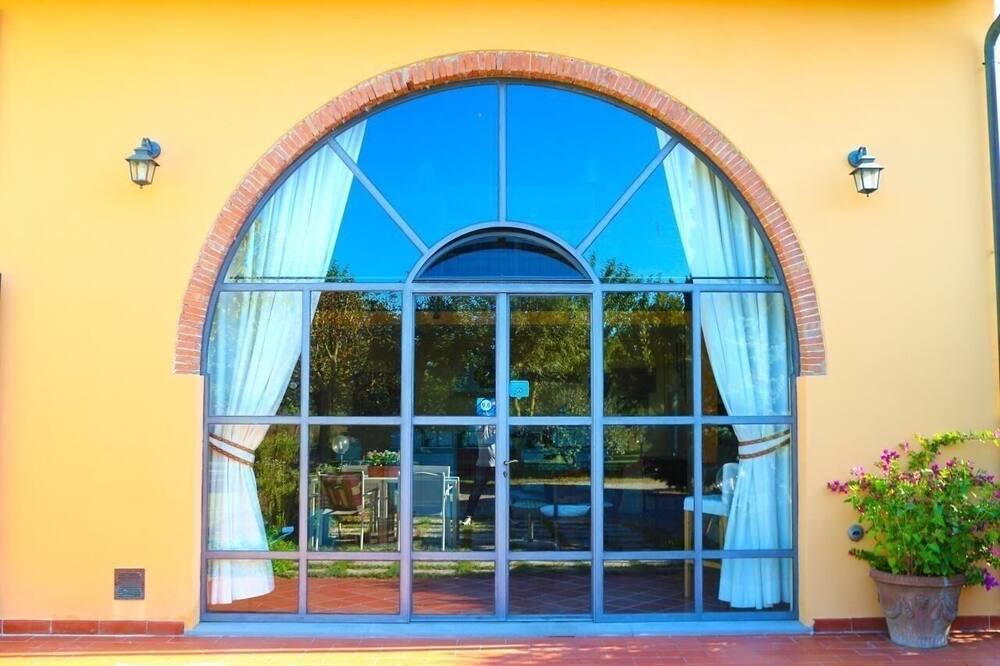Photo of Outdoor in Cascina
