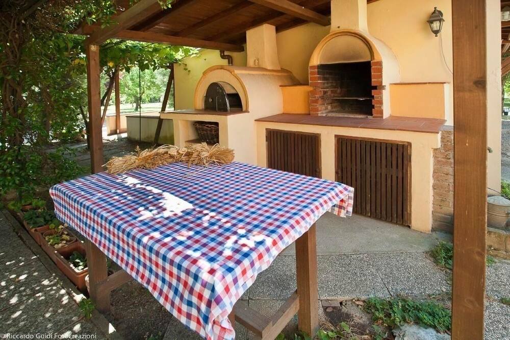 Photo of Outdoor in Cascina