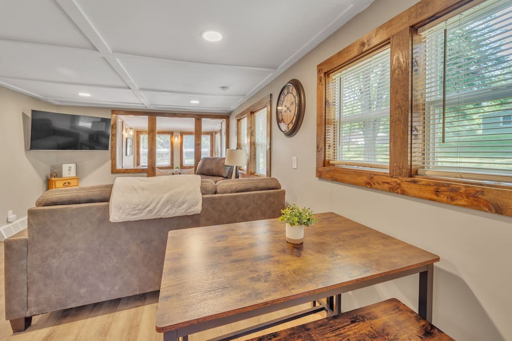 Photo of Bedroom in Wauksaukee