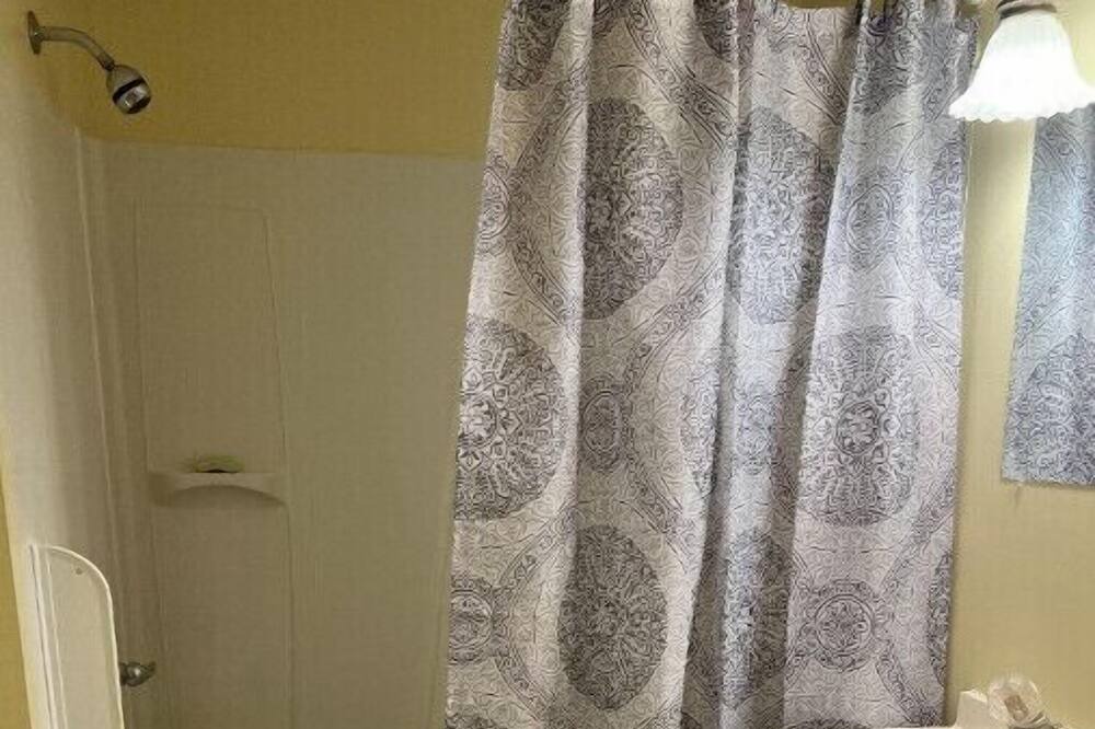 Photo of Bathroom in Whiting