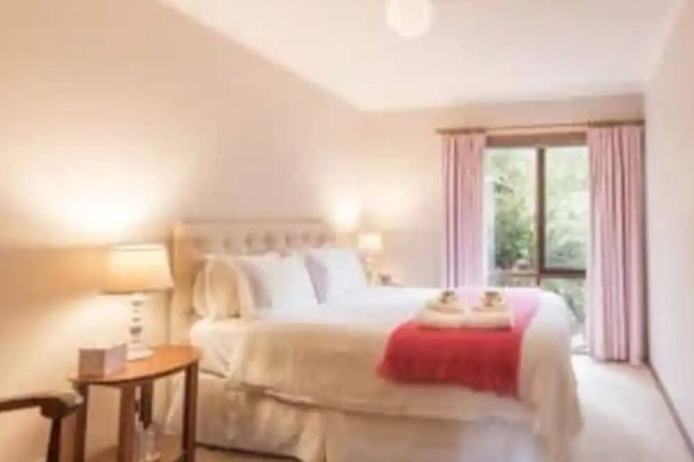 Photo of Bedroom in Limonite