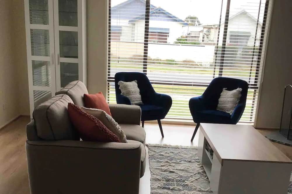 Photo of Livingroom in Wonthaggi