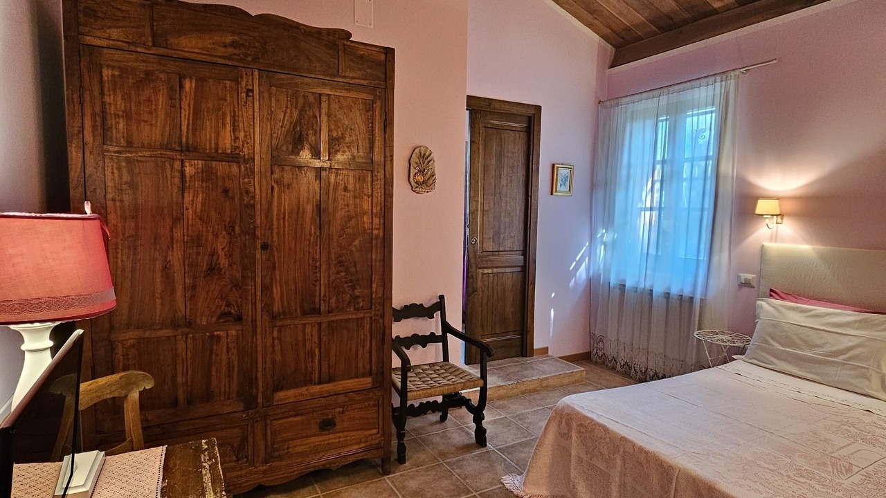 Photo of Others in Cannara
