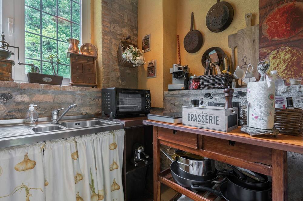 Photo of Kitchen in Collesalvetti