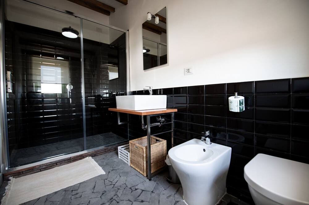 Photo of Bathroom in Acquapendente