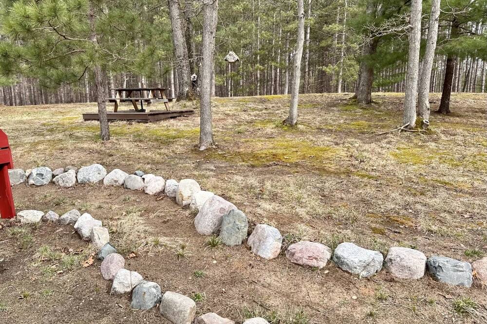 Photo of Outdoor in Irons