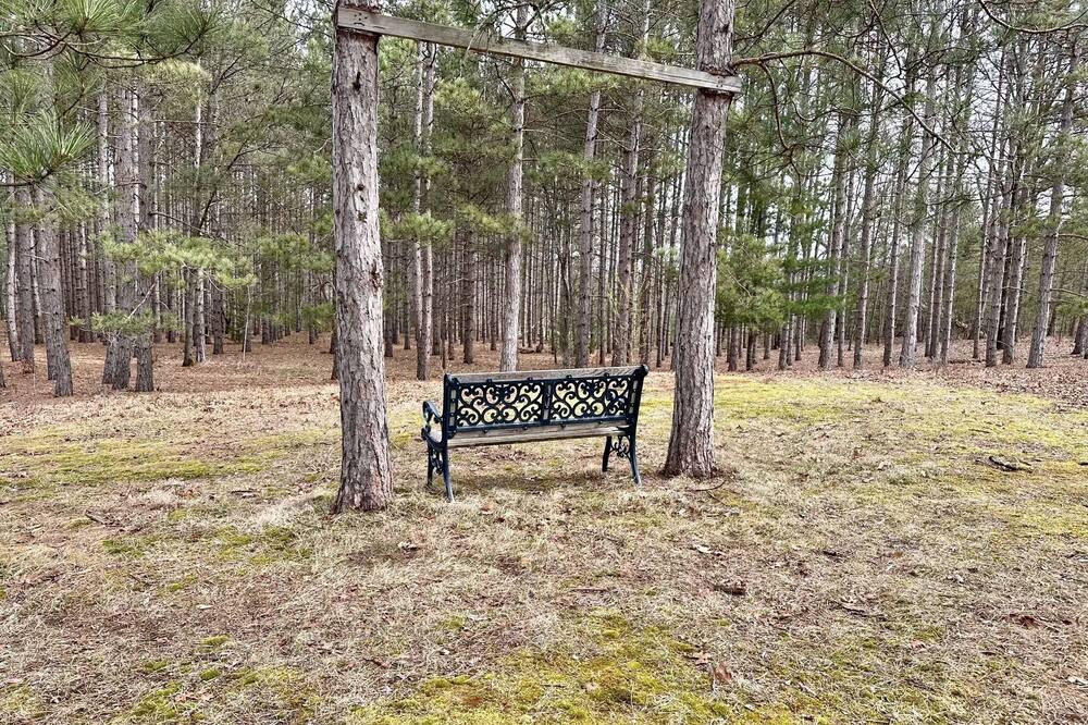 Photo of Outdoor in Irons