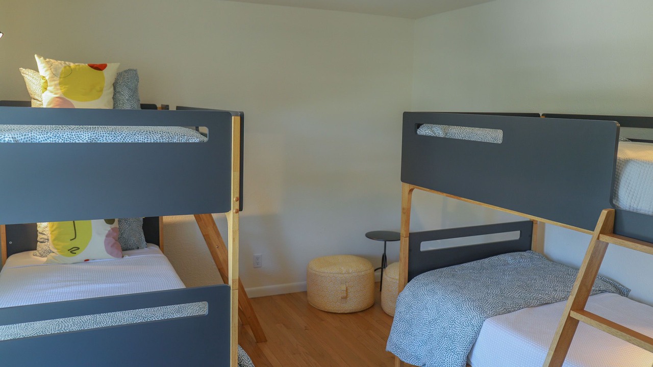 Photo of Bedroom in Town of Pines