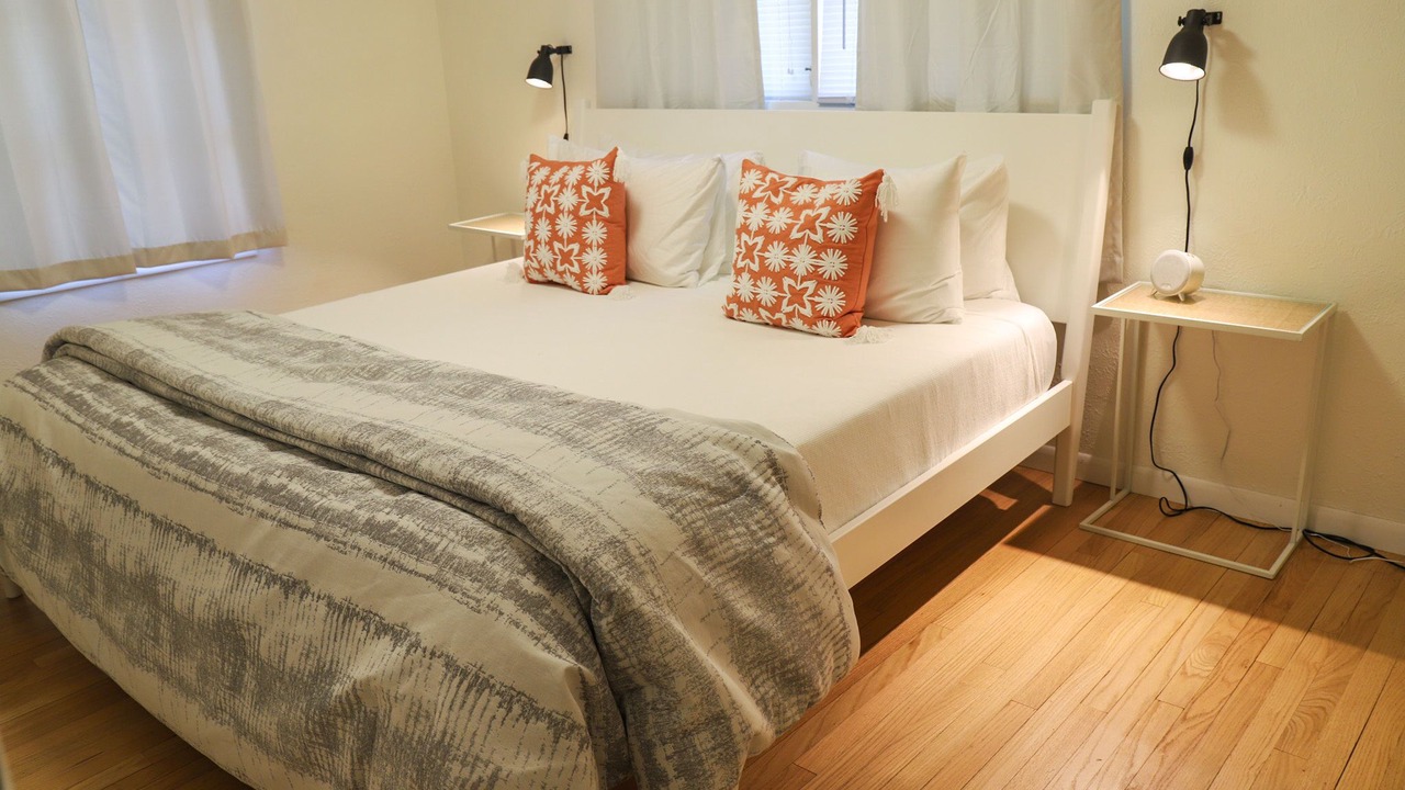 Photo of Bedroom in Town of Pines