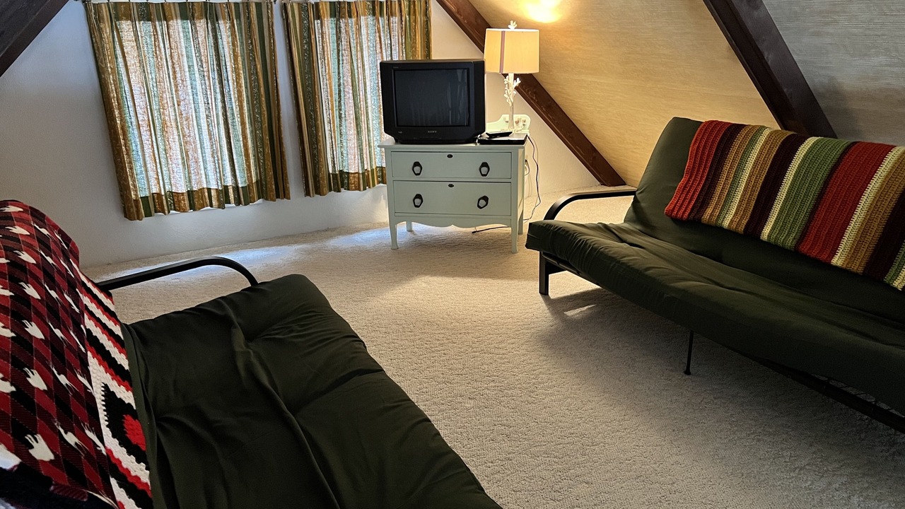 Photo of Livingroom in Thompsonville