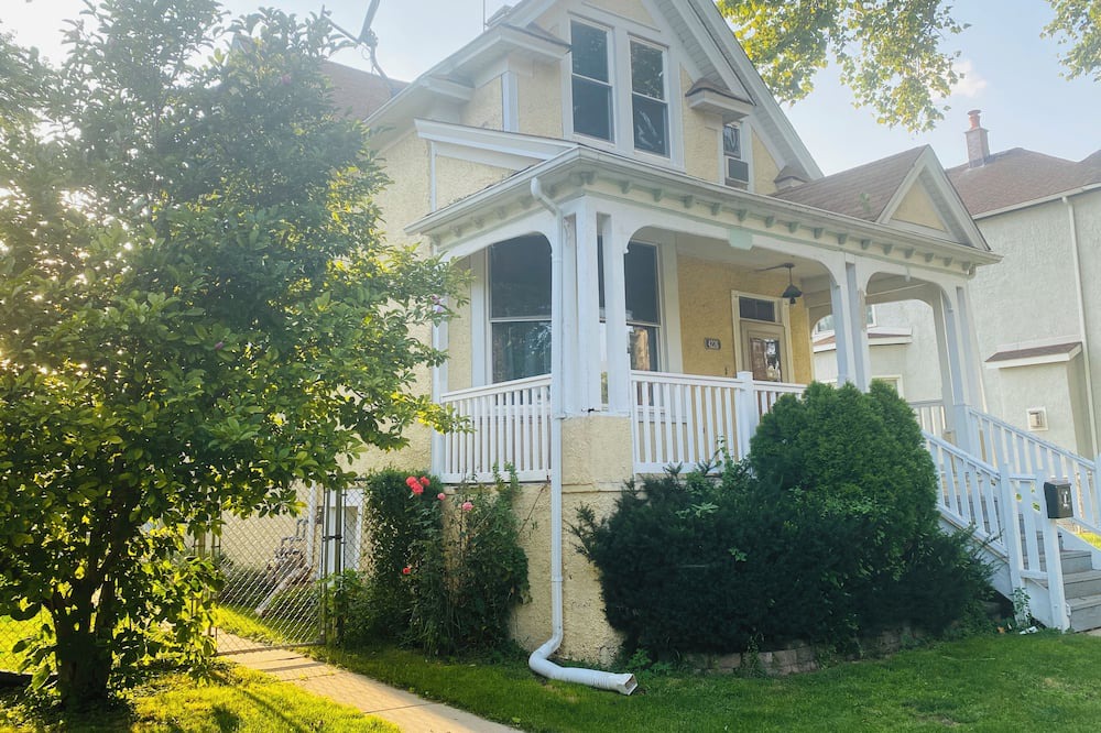 Photo of Outdoor in La Grange