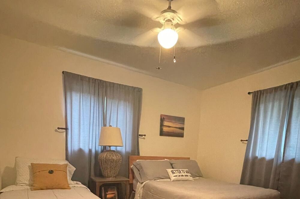 Photo of Bedroom in Suring