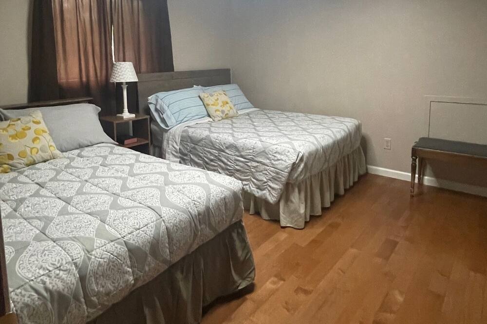 Photo of Bedroom in Suring