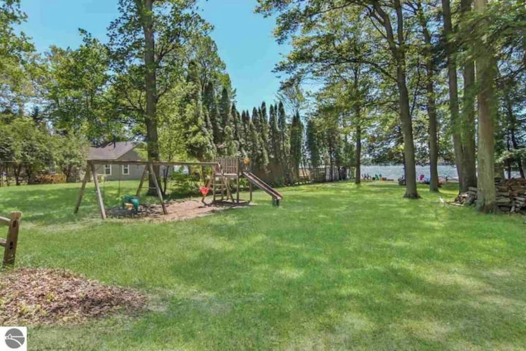 Photo of Outdoor in Honor