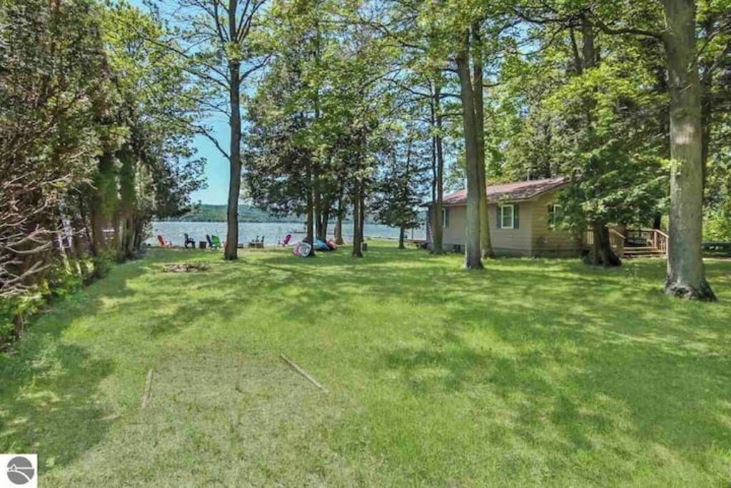 Photo of Outdoor in Honor