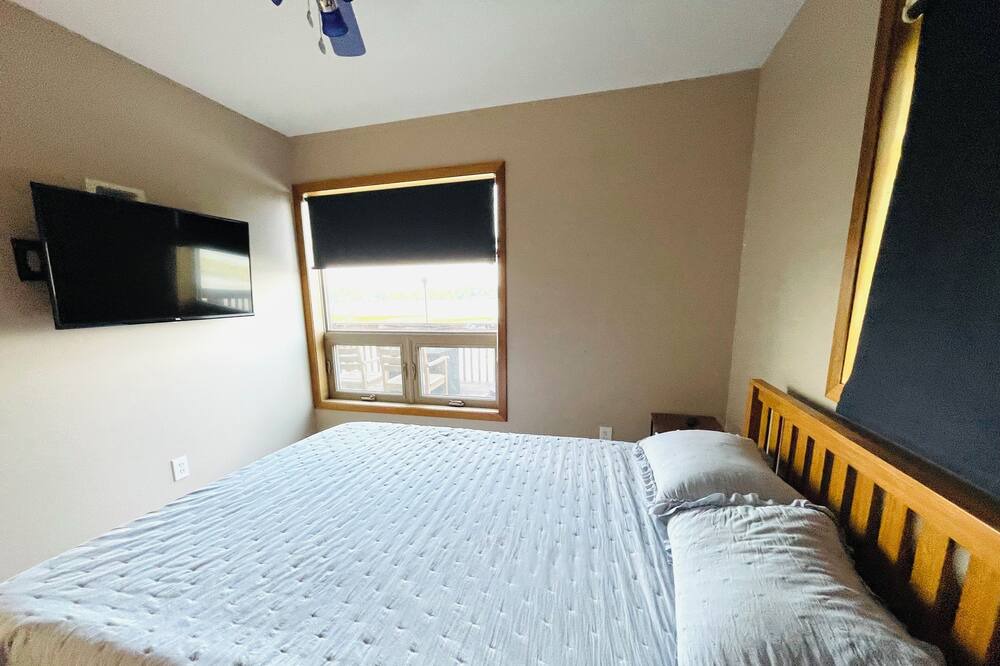 Photo of Bedroom in Battle Creek