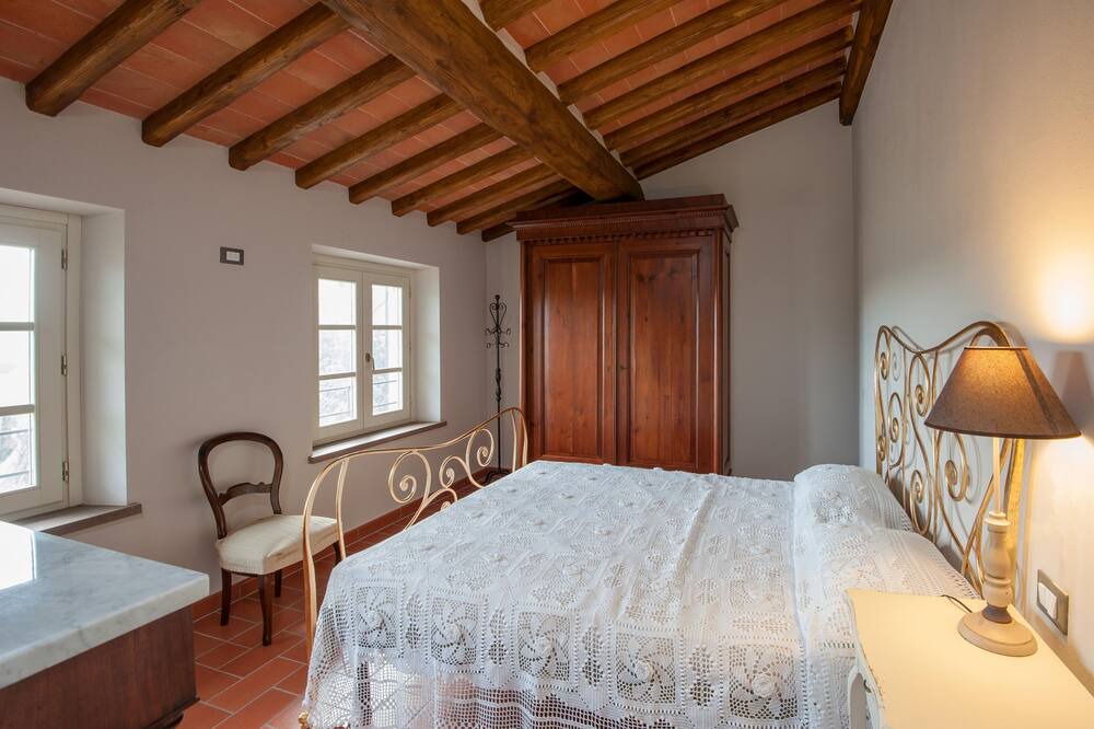 Photo of Bedroom in Capannori
