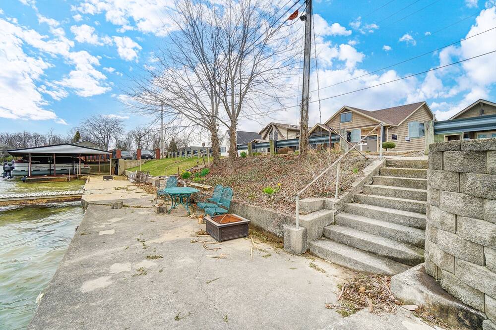 Photo of Others in Lakeview