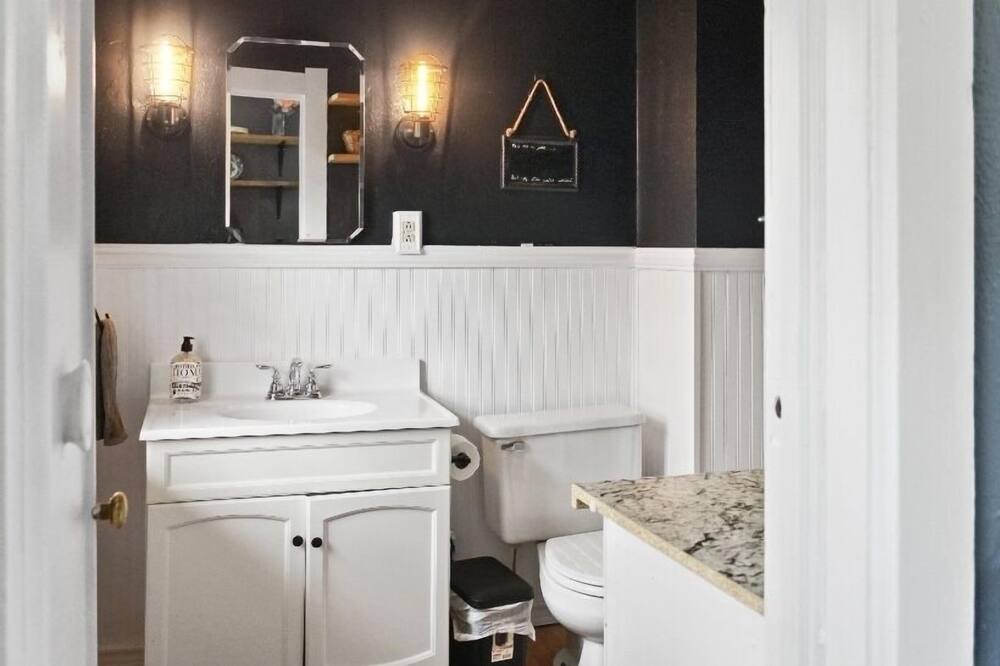 Photo of Bathroom in Toledo