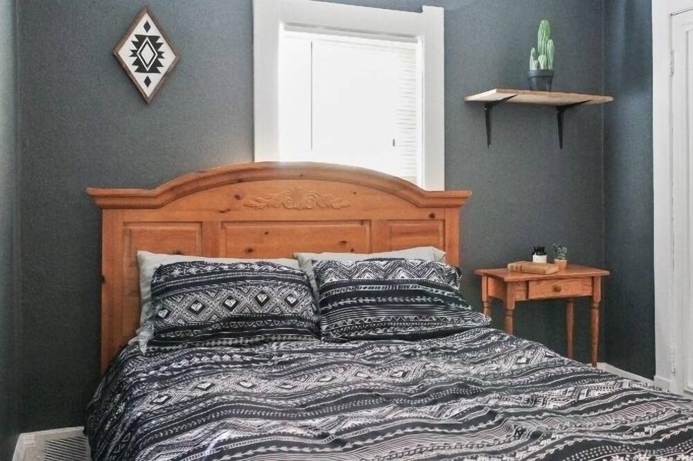 Photo of Bedroom in Toledo