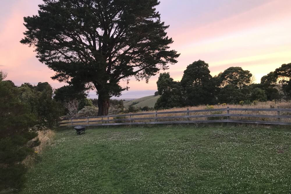 Photo of Outdoor in Foster North