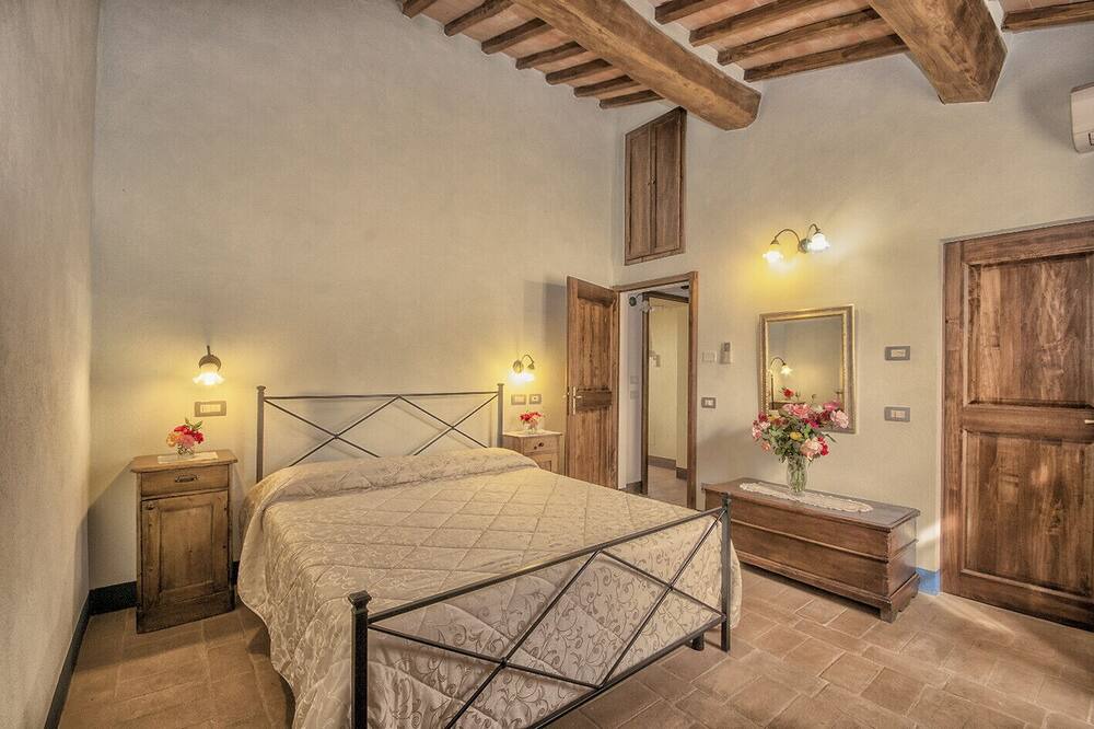 Photo of Bedroom in Pienza