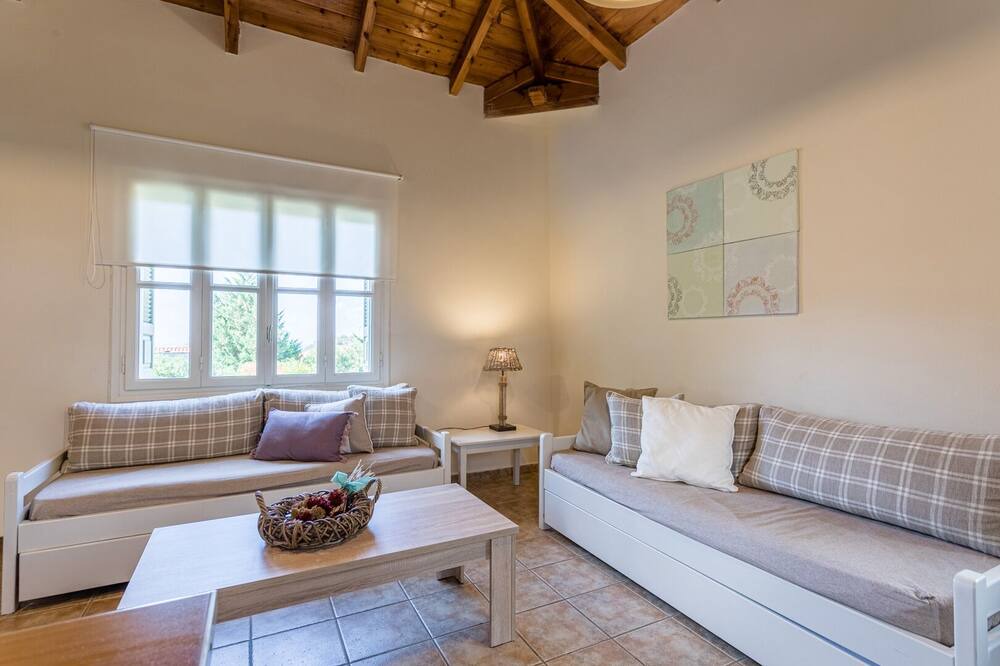 Photo of Livingroom in Stoupa