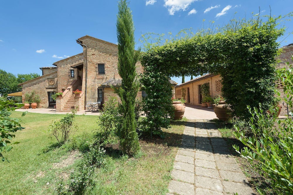 Photo of Outdoor in Bollano