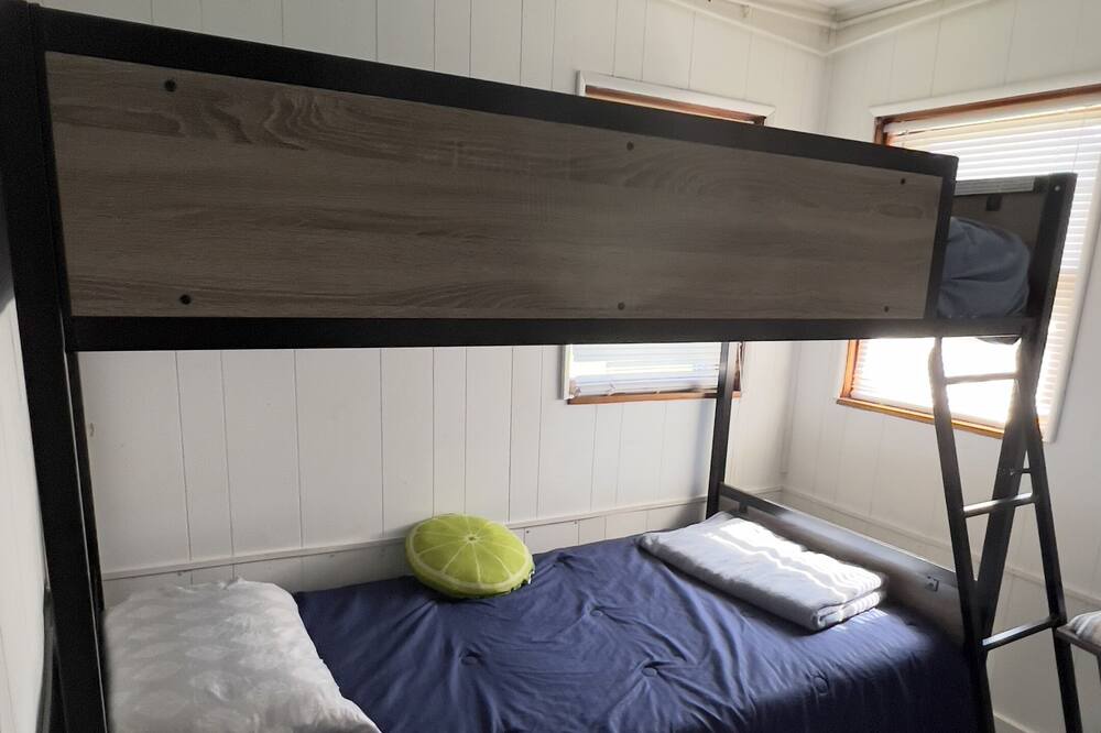 Photo of Bedroom in Oak Harbor