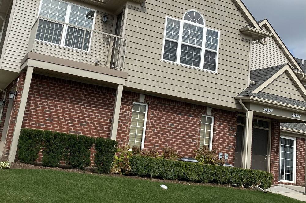 Photo of Outdoor in Auburn Hills