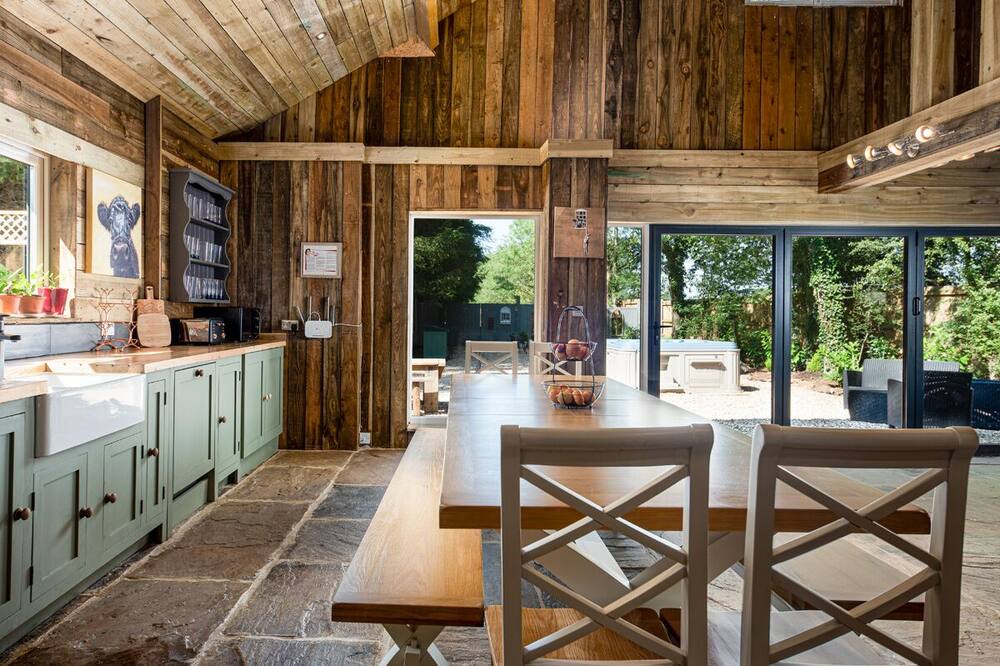 Photo of Kitchen in Frampton Cotterell