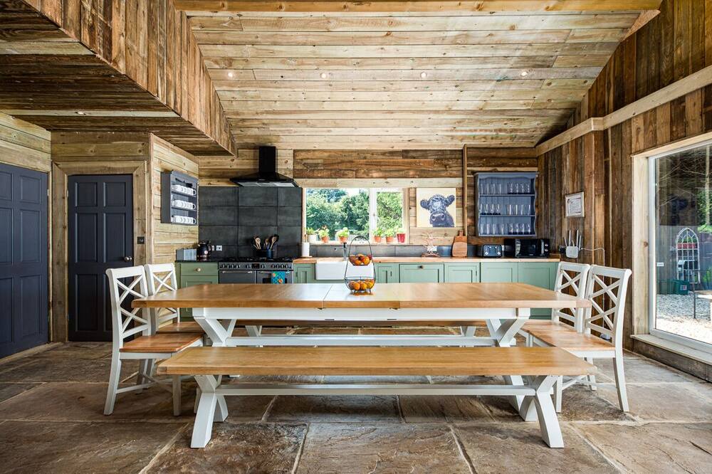 Photo of Kitchen in Frampton Cotterell