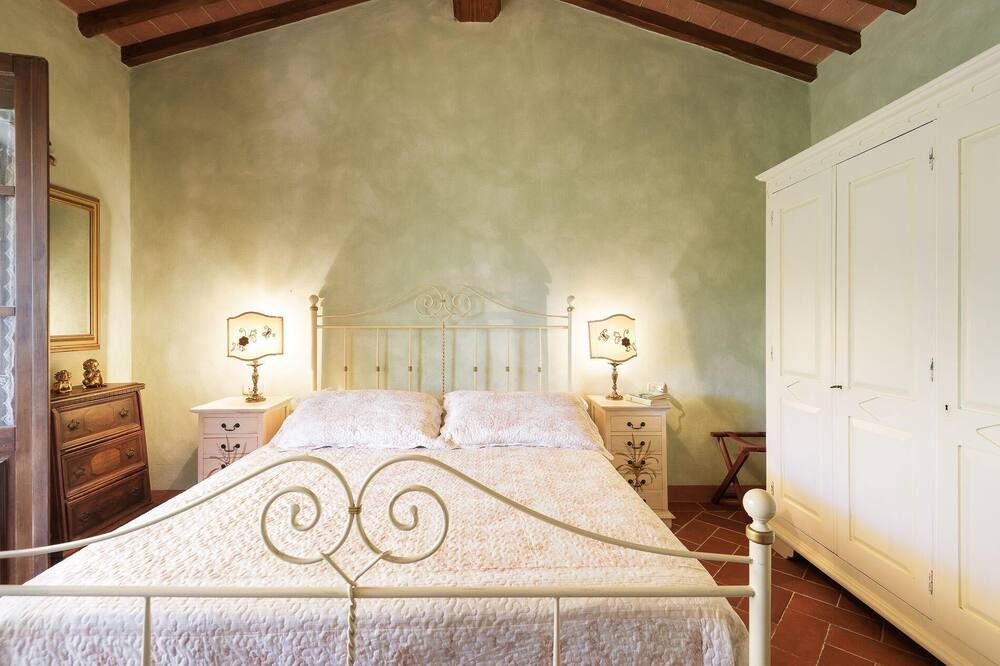 Photo of Bedroom in Bollano