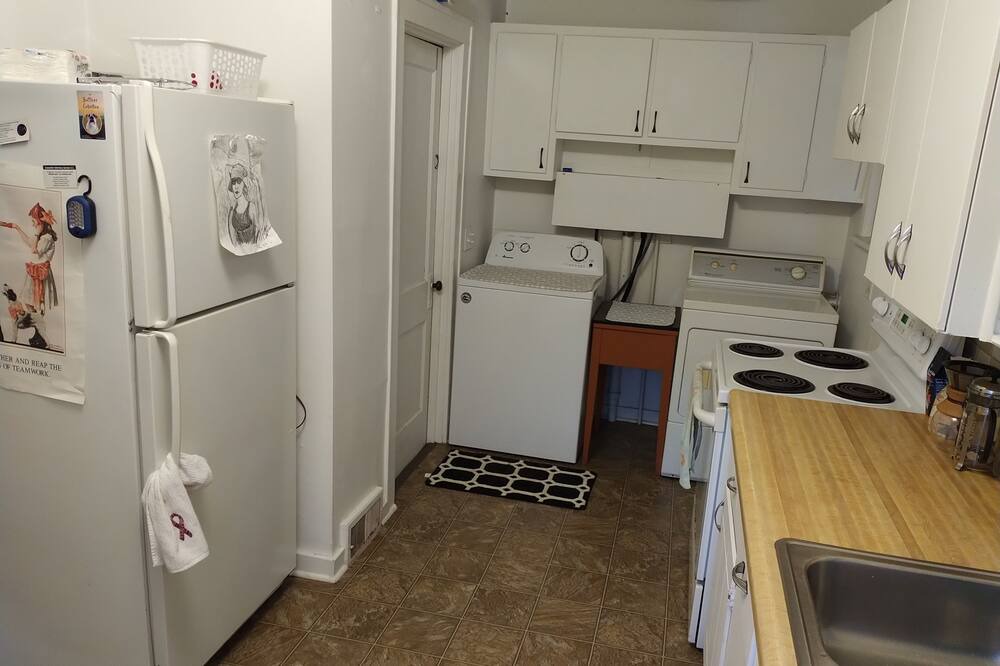 Photo of Kitchen in Covert