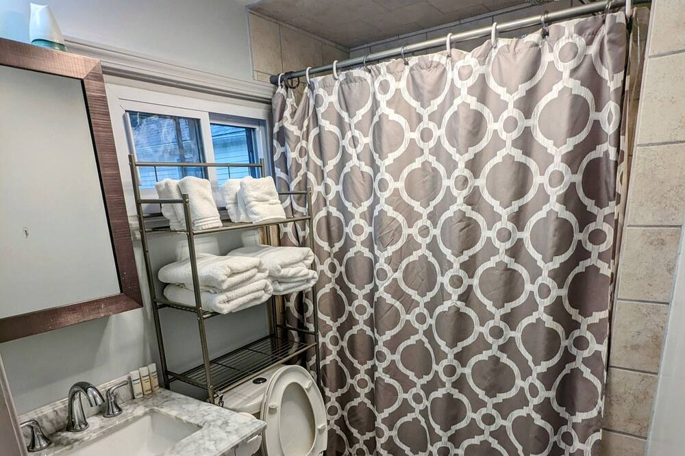 Photo of Bathroom in Oxford
