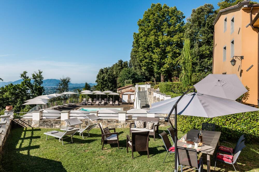 Photo of Outdoor in Matraia
