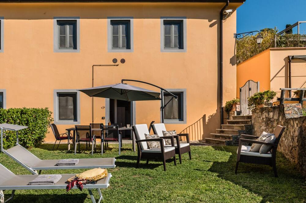 Photo of Outdoor in Matraia