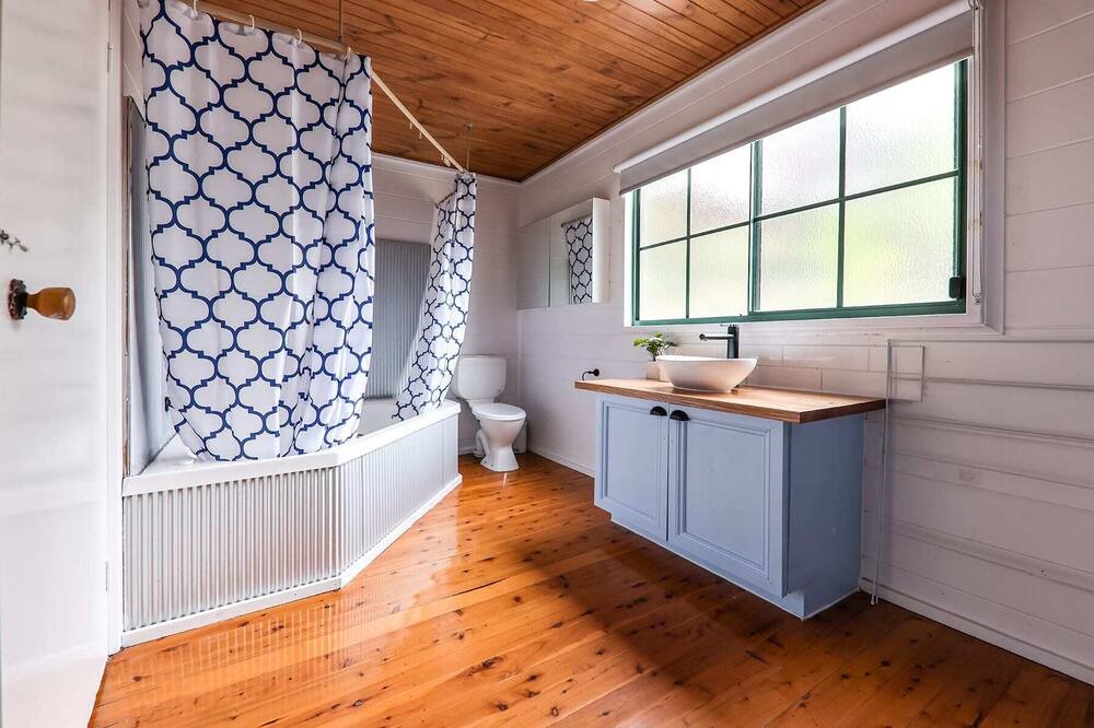 Photo of Bathroom in Daylesford