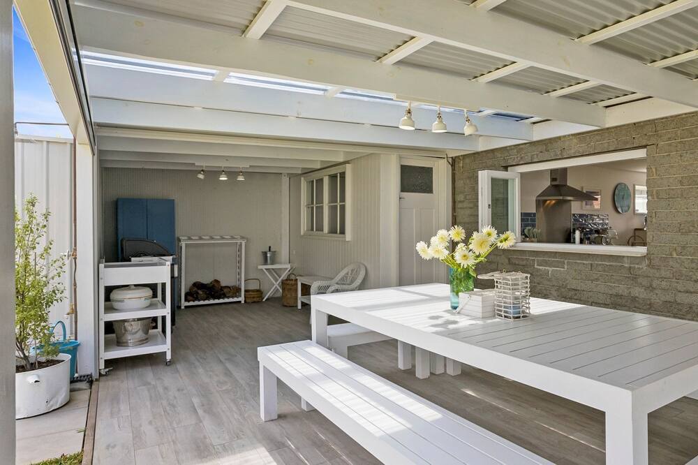 Photo of Livingroom in Safety Beach