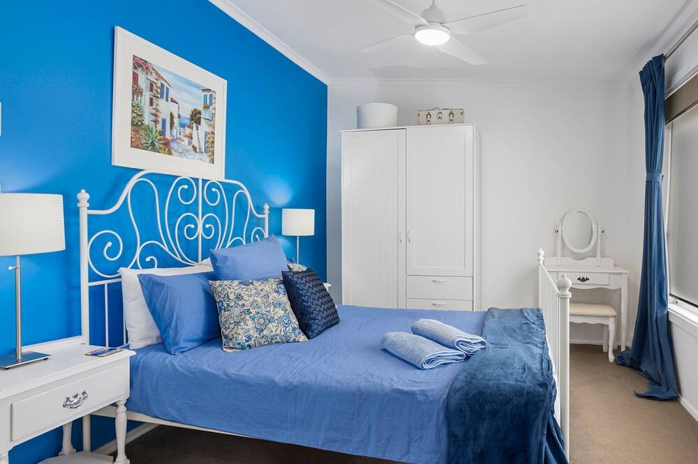 Photo of Bedroom in Safety Beach