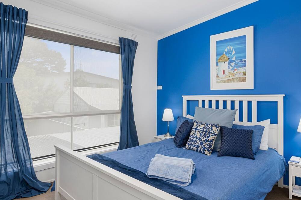 Photo of Bedroom in Safety Beach
