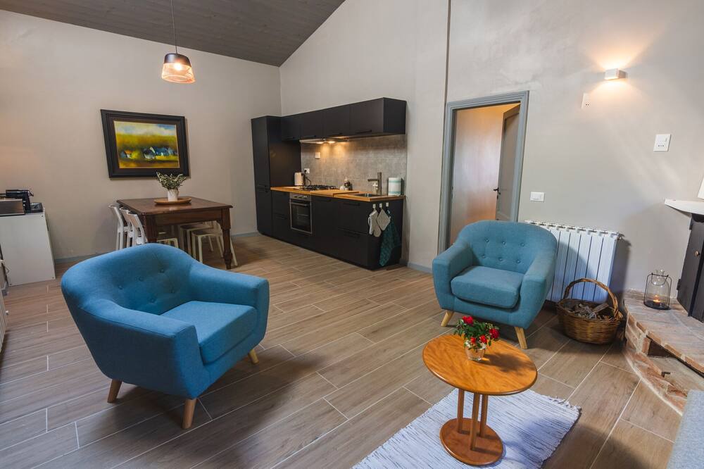 Photo of Livingroom in Montelovesco