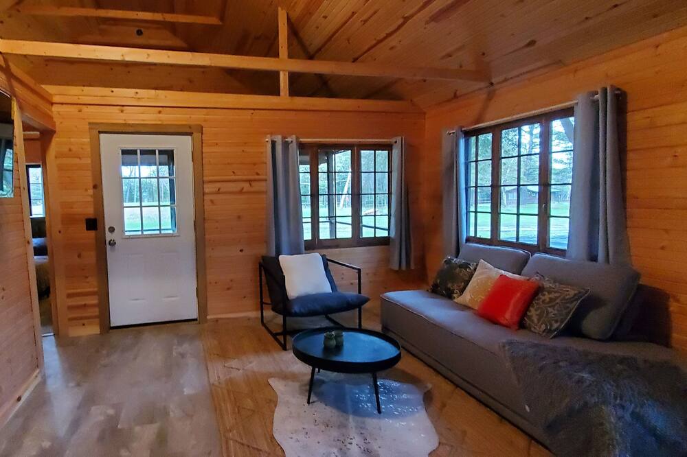Photo of Livingroom in Applegate