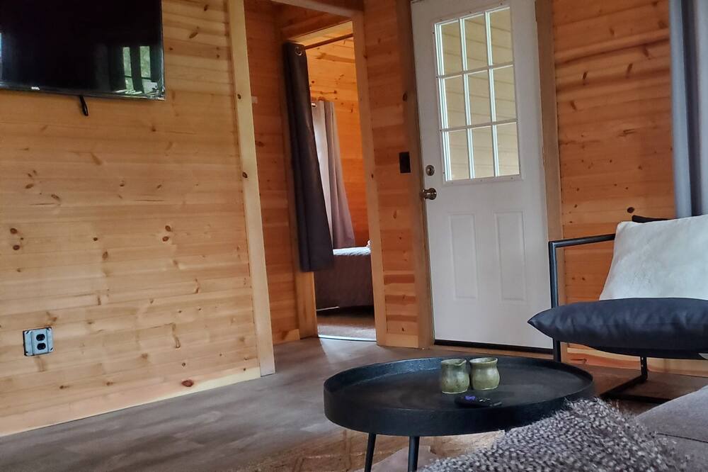 Photo of Bedroom in Applegate