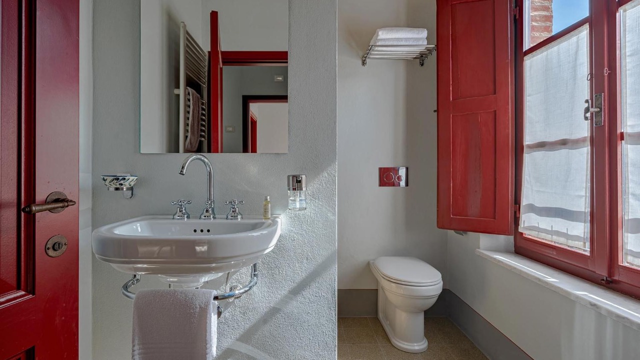 Photo of Bathroom in Gaiole in Chianti